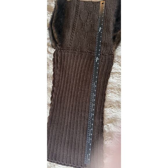 Vintage Brown Knit Hooded Scarf Snood Wrap w/ Faux Fur Trim Winter Cozy - Picture 6 of 6